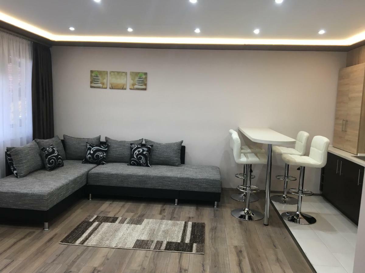 F&M Apartman Έγκερ Εξωτερικό φωτογραφία